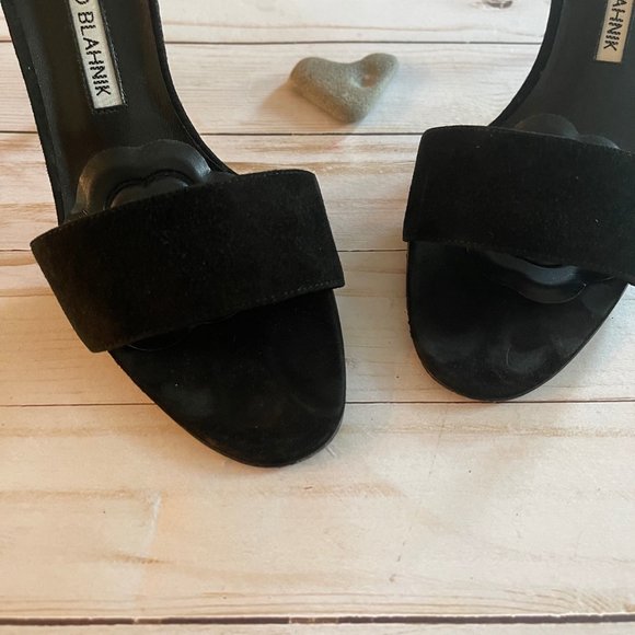 Manolo Blahnik Tres Ankle Strap Sandal Black Suede Sz 38 - Picture 6 of 10
